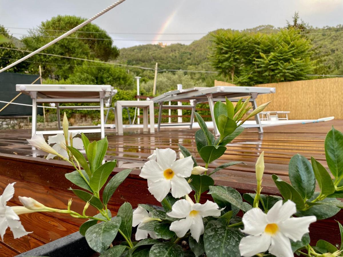 Impronte Nel Bosco Bed & Breakfast Calice al Cornoviglio Dış mekan fotoğraf