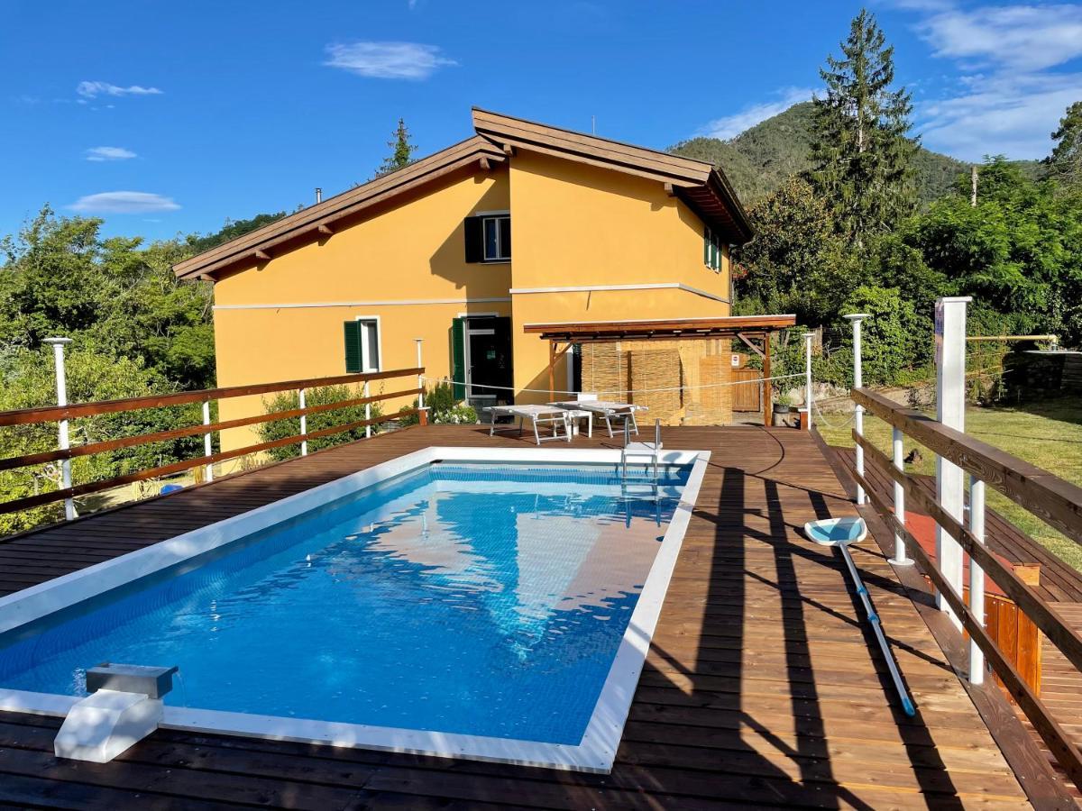 Impronte Nel Bosco Bed & Breakfast Calice al Cornoviglio Dış mekan fotoğraf