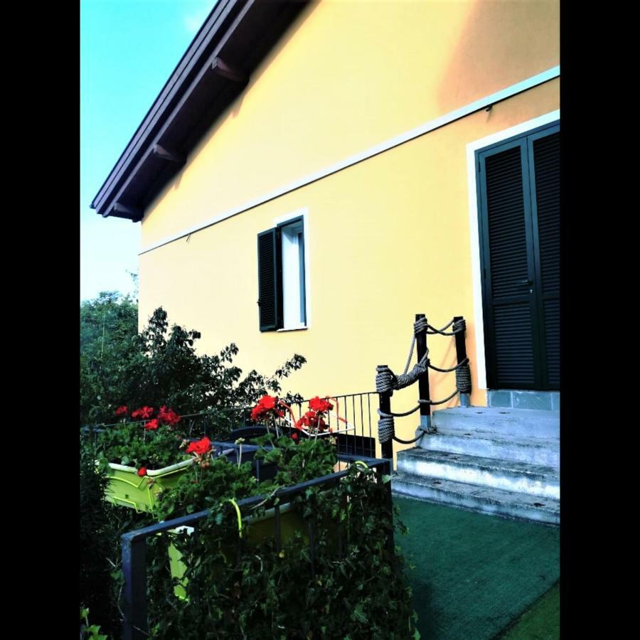 Impronte Nel Bosco Bed & Breakfast Calice al Cornoviglio Dış mekan fotoğraf